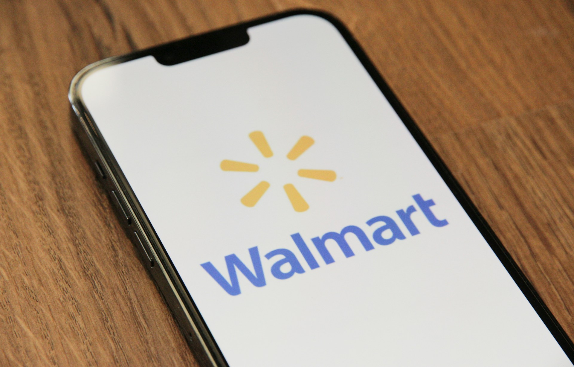 marques-thomas-walmart.jpg